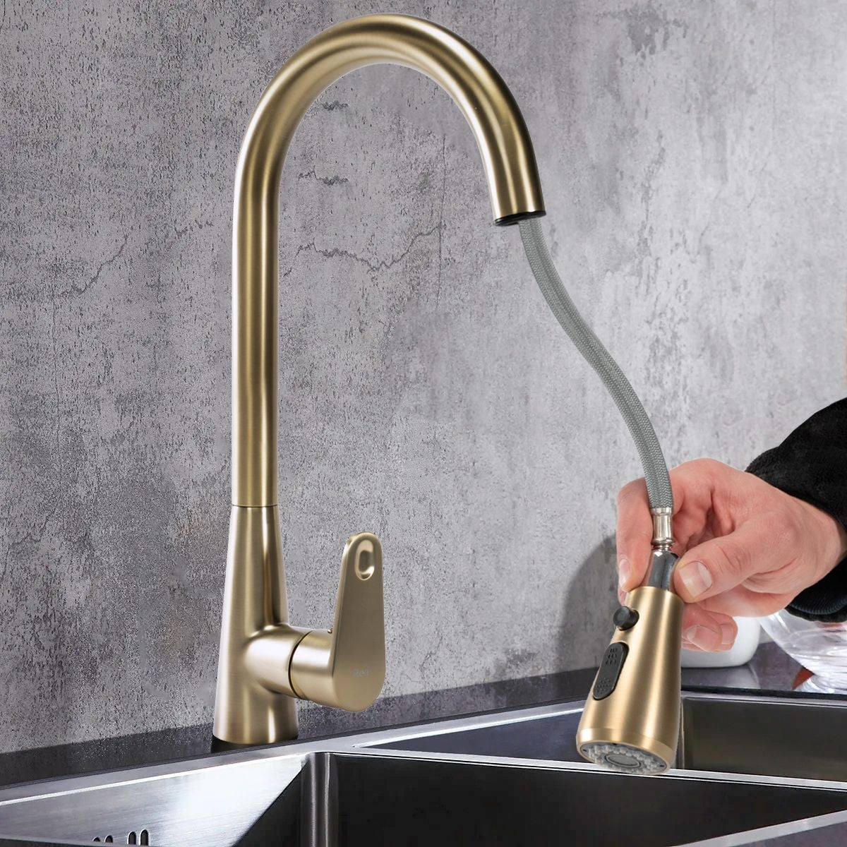 Küchearmatur Rea Mild gold 2