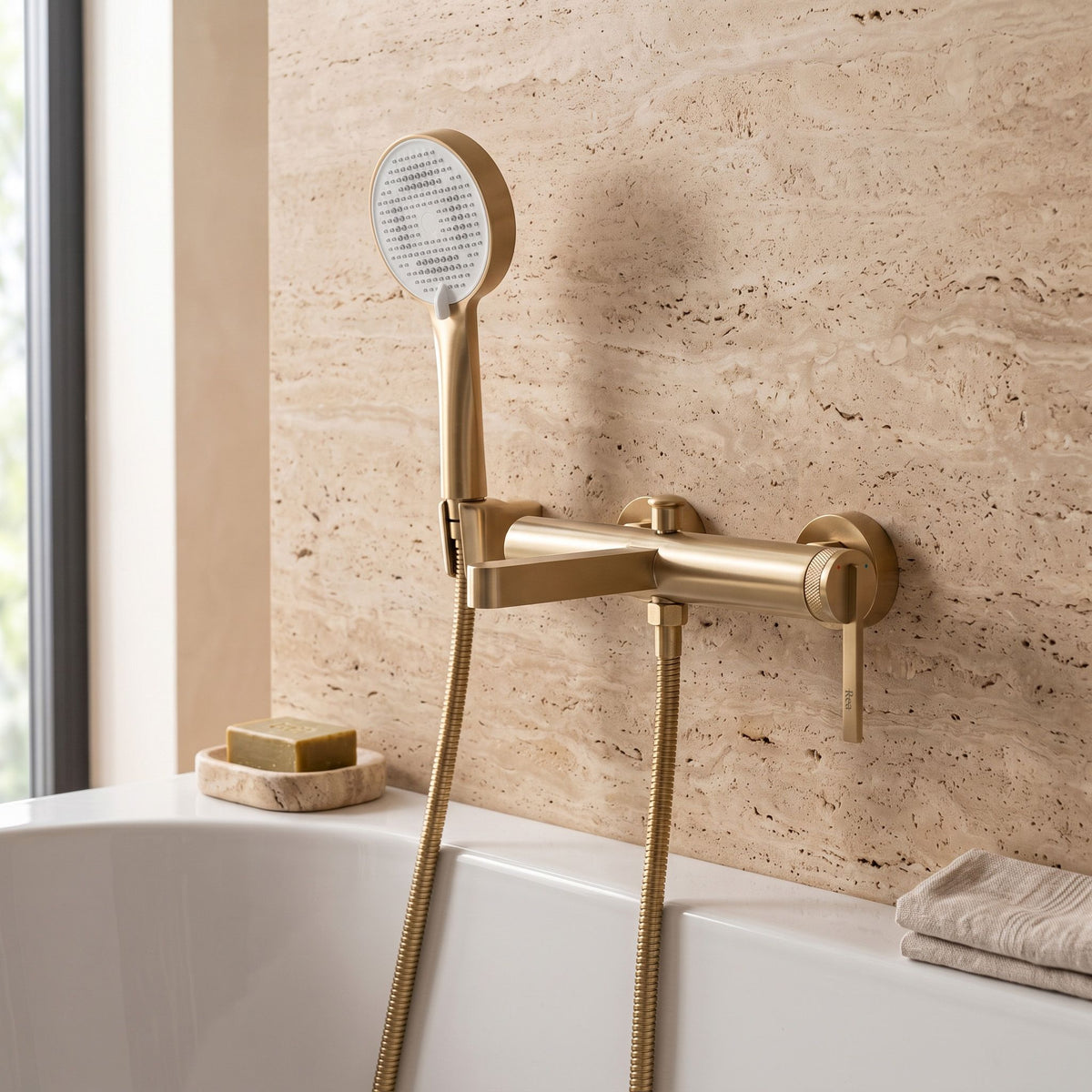 Wannenarmatur REA Grace Brush Gold 6