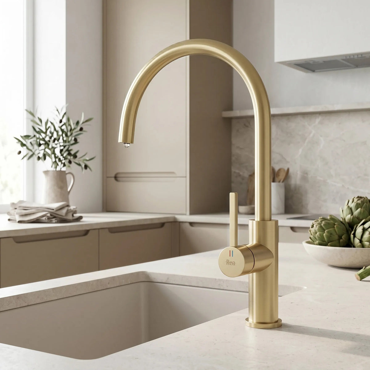 Küchearmatur REA Rivo Brush Gold 4