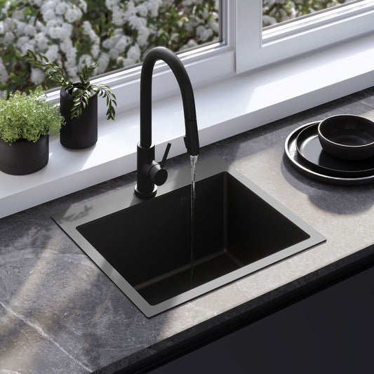 Edelstahlspüle Leo 50 Black mit Küchenarmatur 1