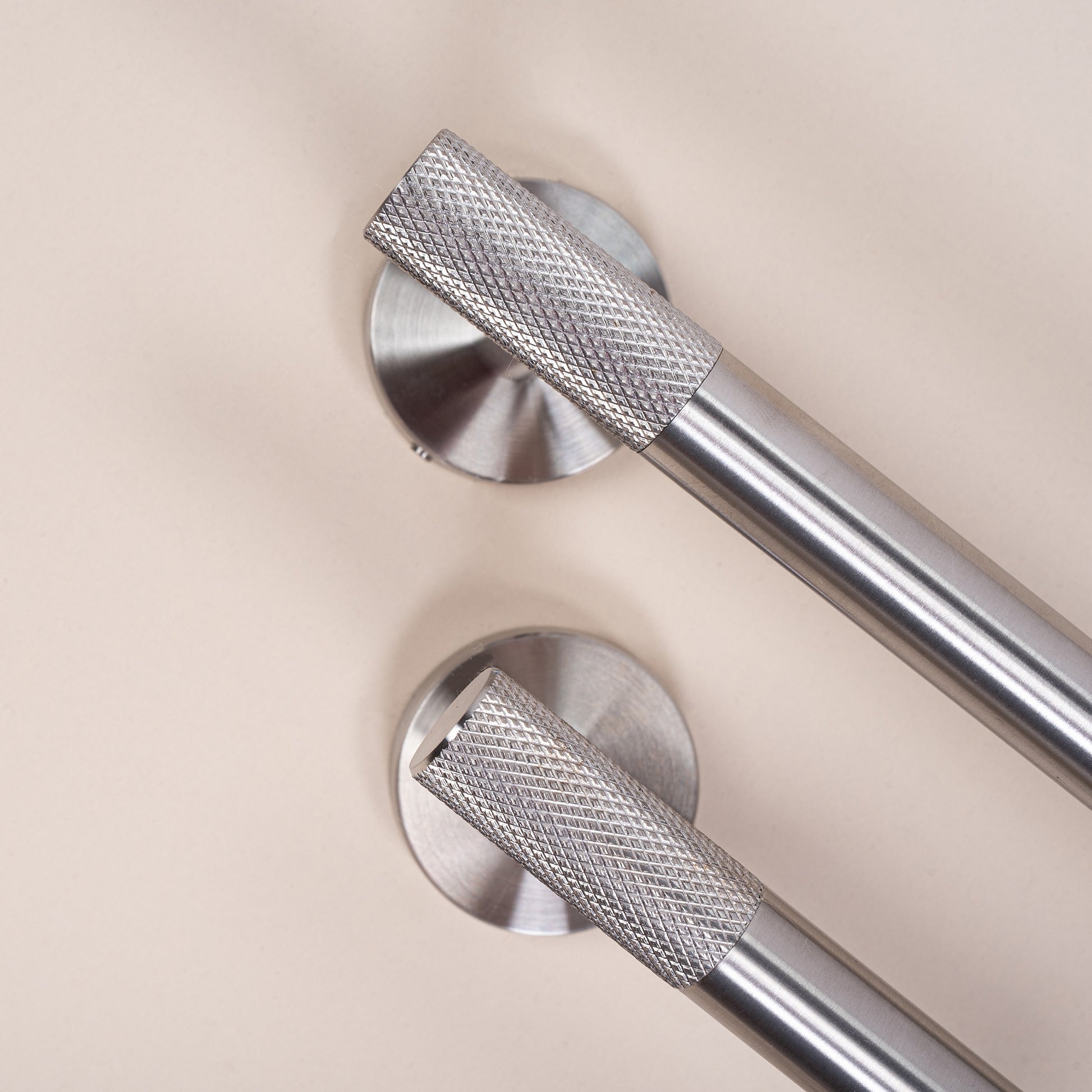 Handtuchhalter 6606A Modern Brush Nickel  6
