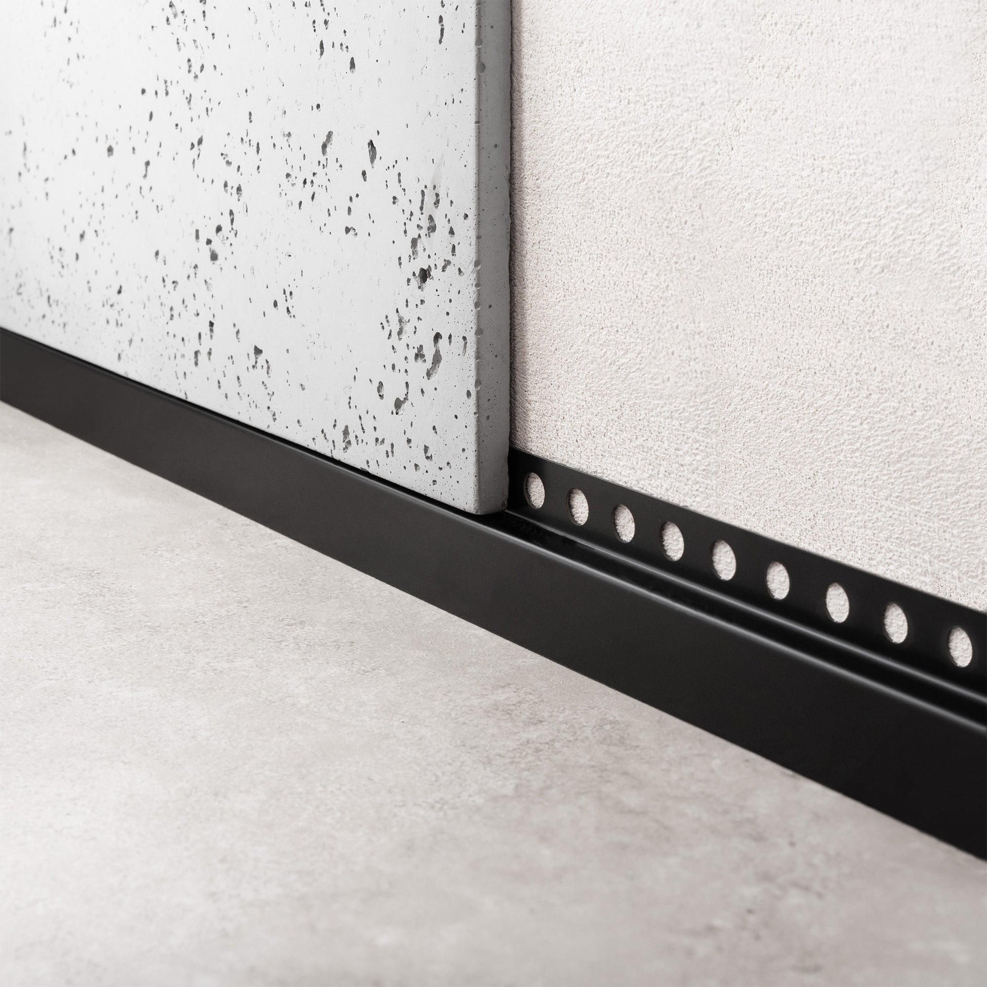 Listwa Brodzikowa Czołowa 130cm Black  2