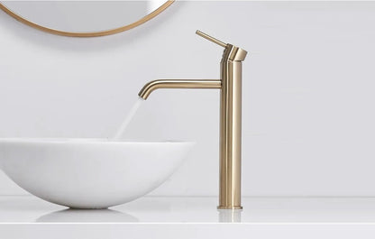 Waschbeckenarmatur Rea Lungo L. Gold high  2