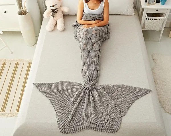 Kuscheldecke Mermaid Tail Grey 7