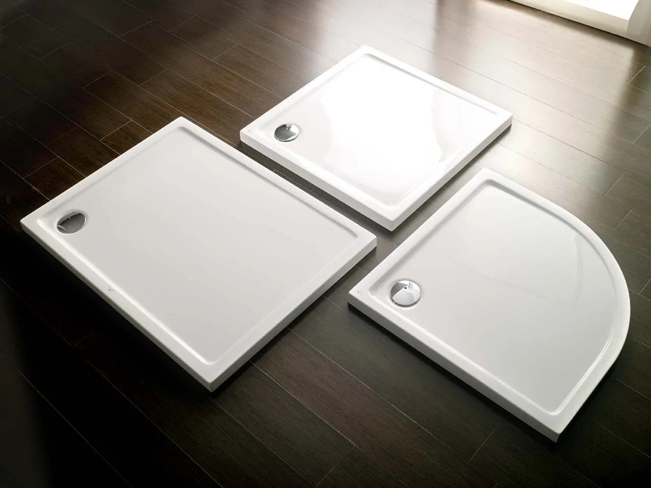Acryl Duschwanne Rea Savoy white  90x90 Gebürstete Gold Abdeckung 9