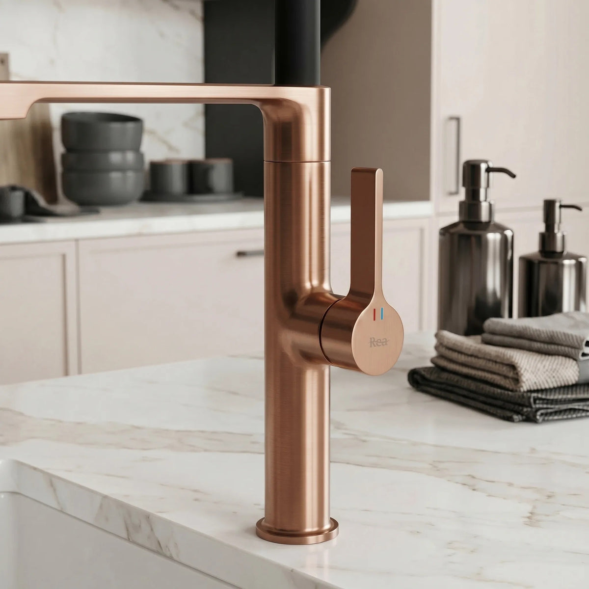 Küchearmatur REA Lago Brush Copper 9