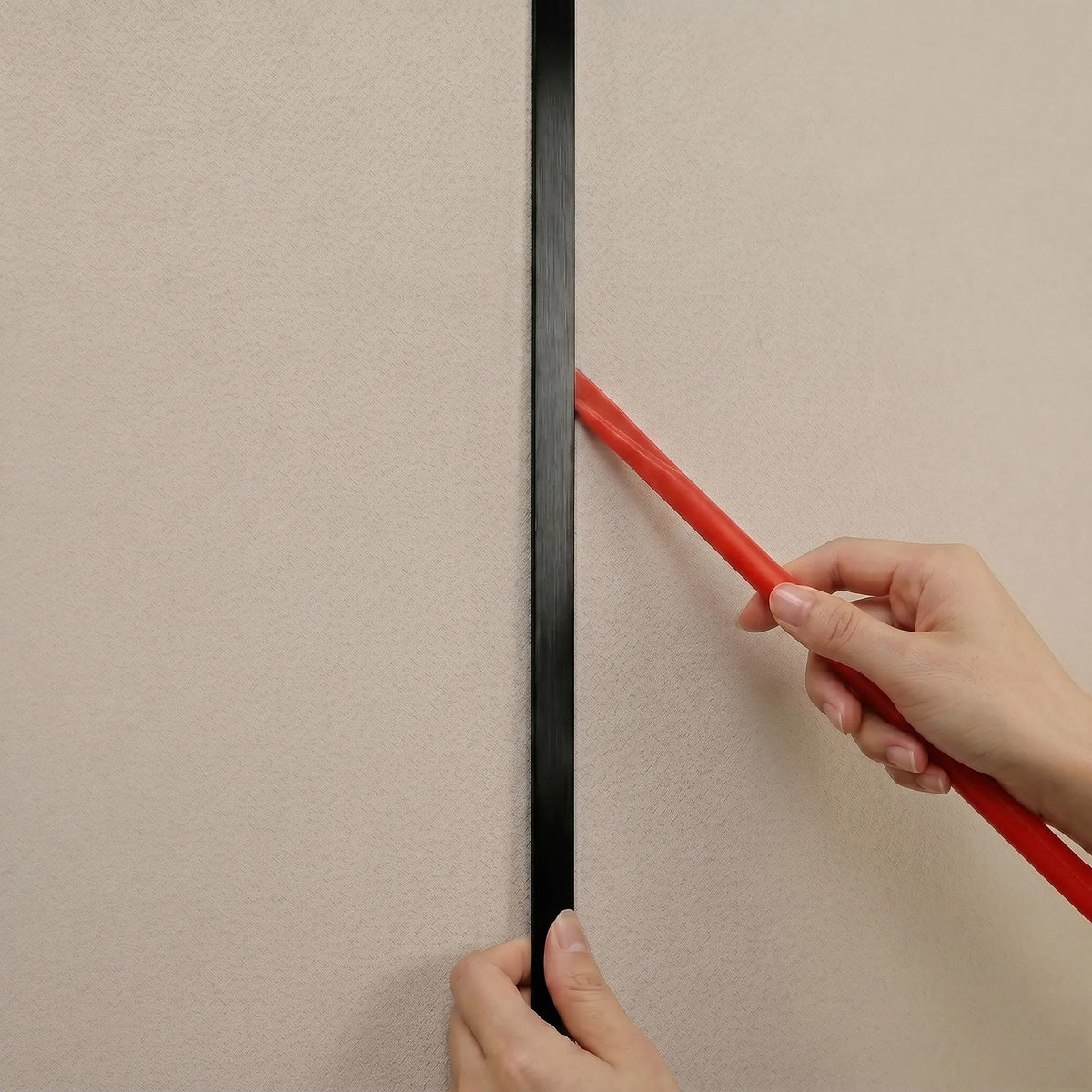 Selbstklebende Zierleiste Rea P14454C 2cm Brush Black 9