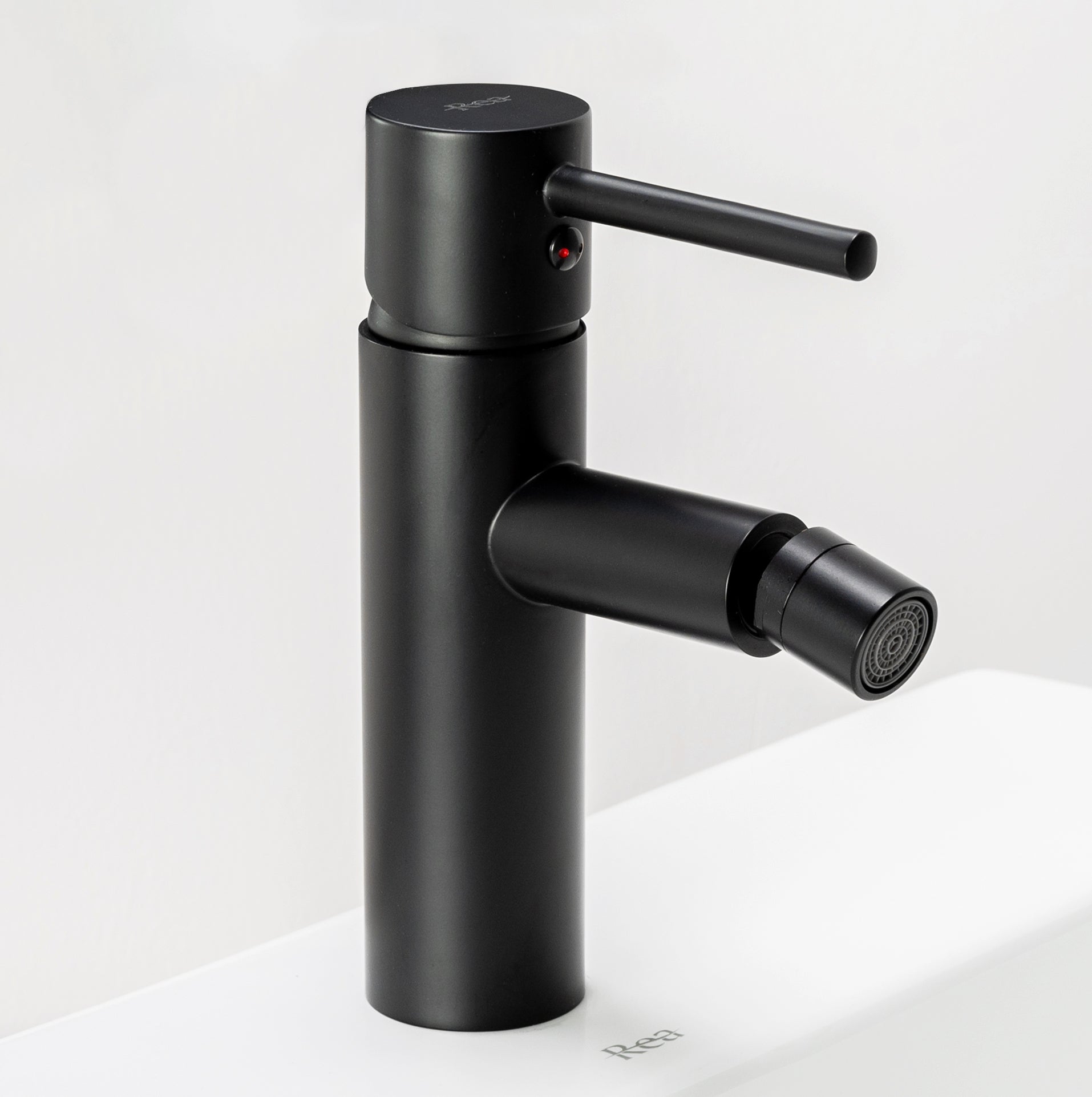 Bidetarmatur Rea Tess black  2