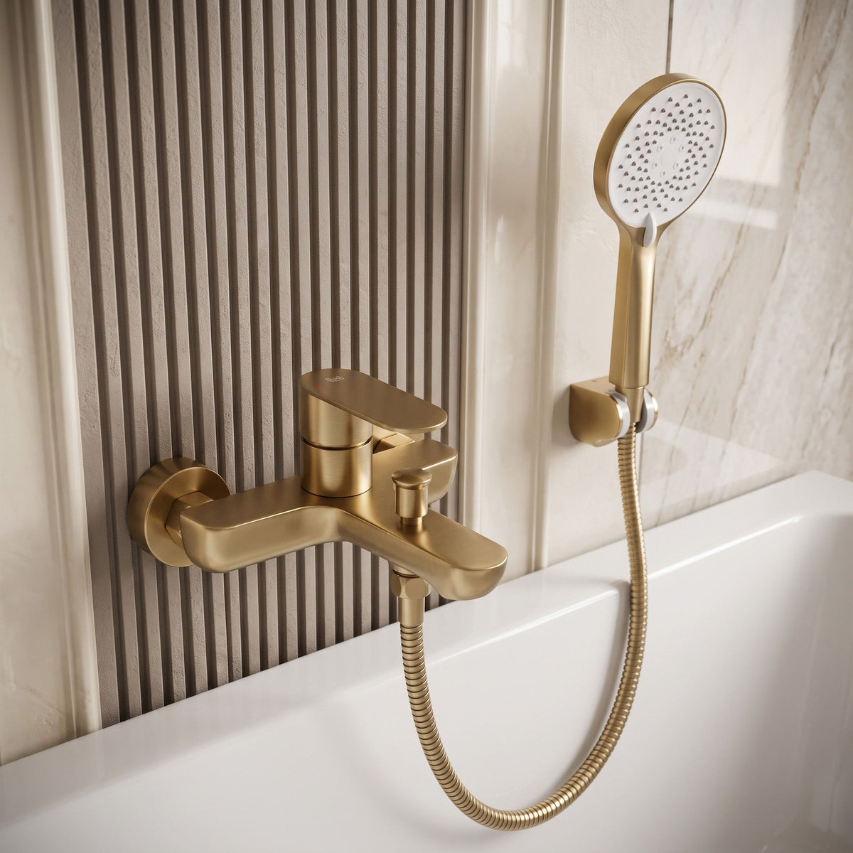 Wannenarmatur REA Logan Brush Gold 2